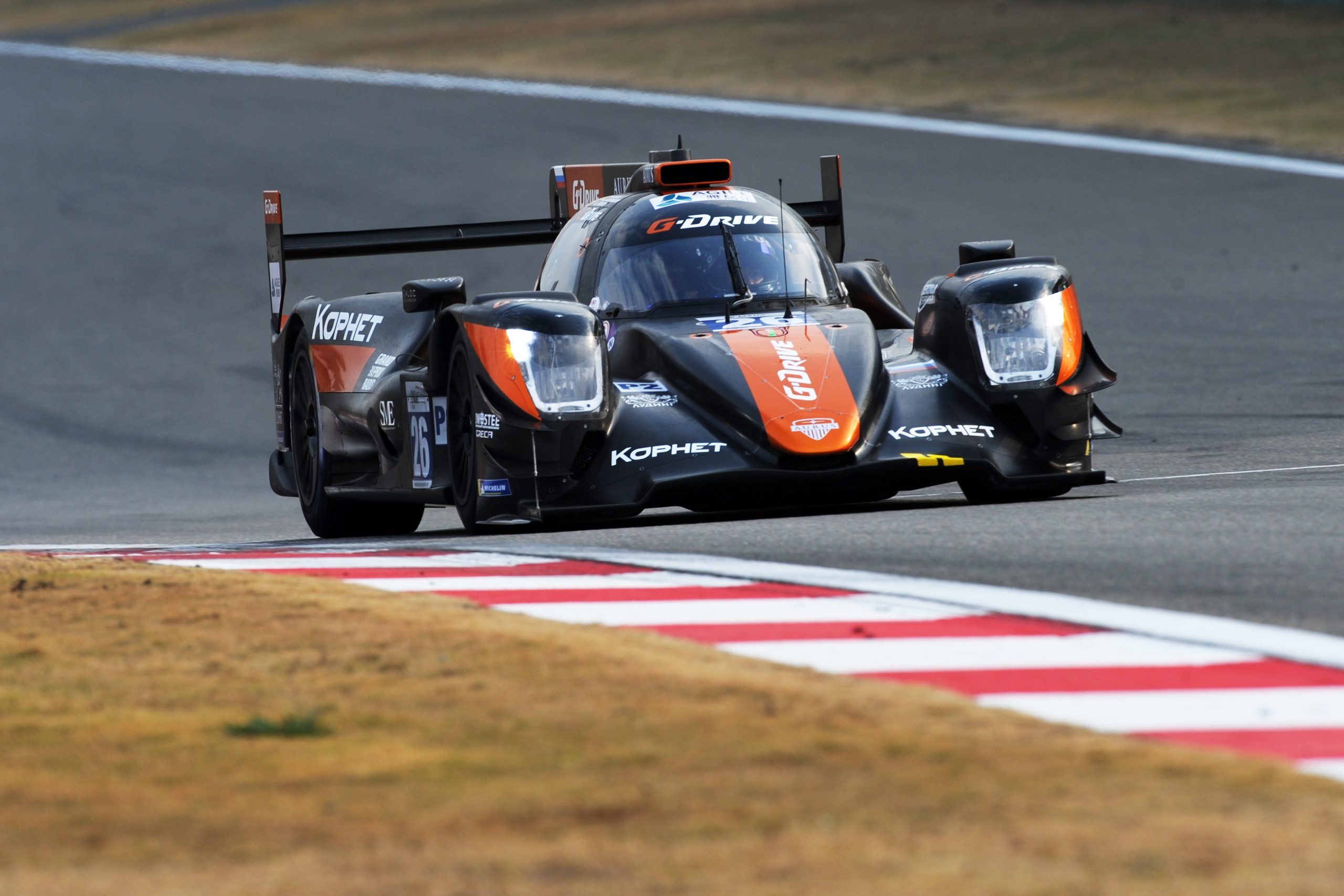 First win in Shanghai - Leonard Hoogenboom